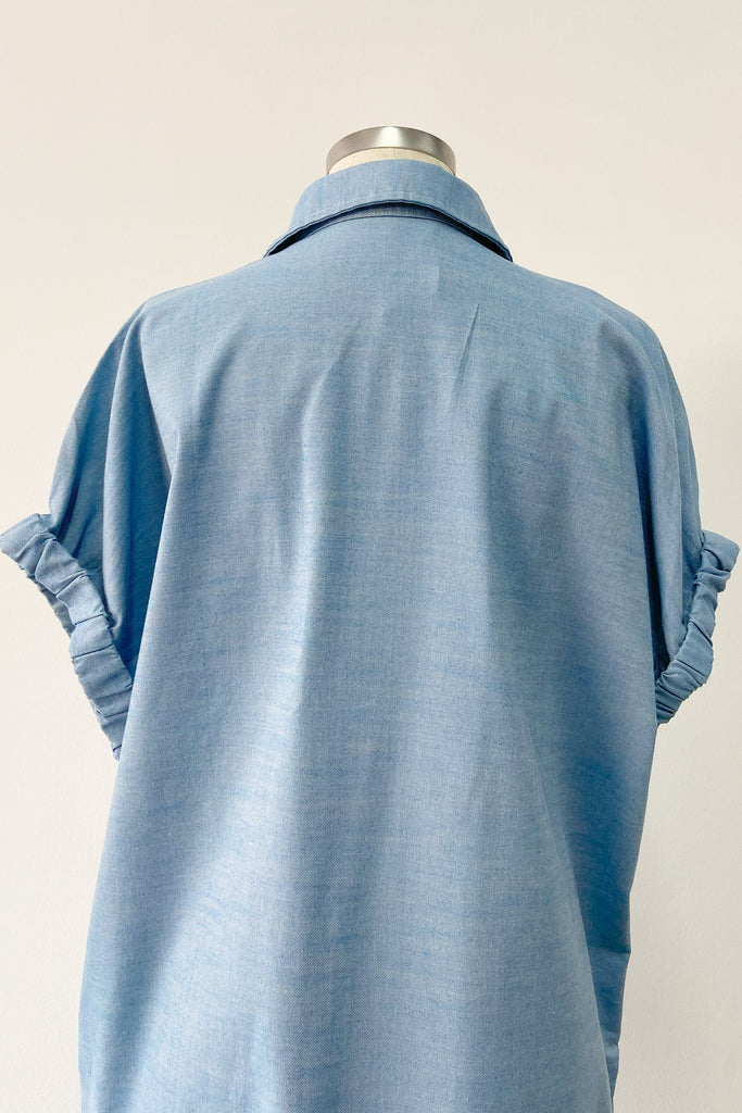 ELASTICATED CUFF DENIM SHIRT DRESS IN LIGHT BLUE