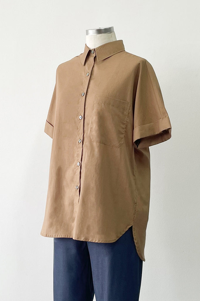 EVERYDAY SHIRT IN BROWN