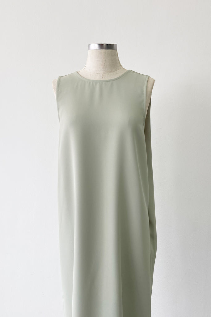 ORIGAMI DRESS IN PISTACHIO GREEN
